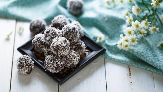 Tρουφάκια με Καρύδα