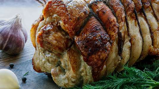 Χοιρινό Ρολό με Ελιές