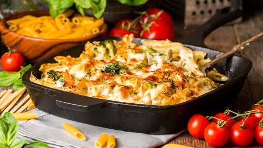 Ζυμαρικά με Λαχανικά στο Φούρνο
