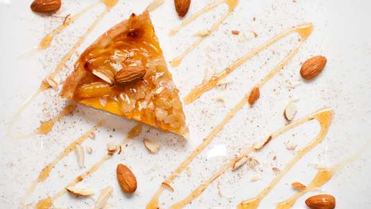 Αμυγδαλόπιτα Πανεύκολη με Σφολιάτα