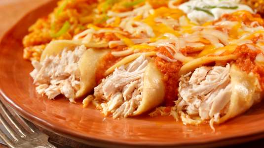 Enchiladas με Γαλοπούλα και Κοτόπουλο