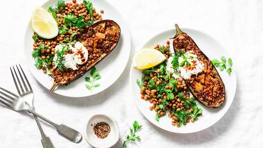 Μελιτζάνες με Φακές