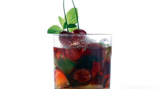 Caipirinha κεράσι