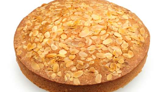 Αμυγδαλόπιτα με άρωμα πορτοκάλι και τσάι τριαντάφυλλο (χωρίς αλεύρι)