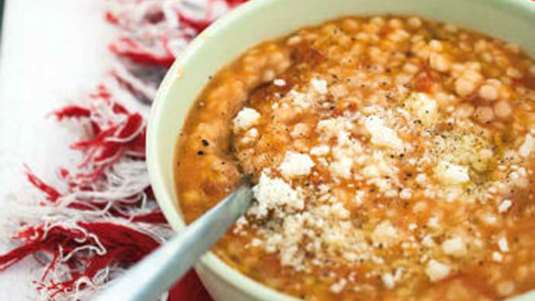 Tραχανάς με ντομάτα και φέτα (του Τάσου Αντωνίου)