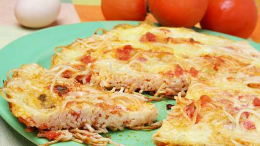 Μακαρονο-πίτσα