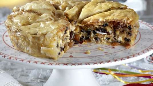 Ηπειρώτικη βασιλόπιτα με σύκα & τυρί (από το αρχείο των συνταγών του Flora)