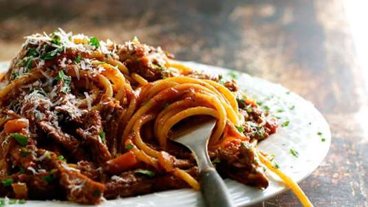 Μοσχάρι ζακυνθινό με σκόρδο και τυρί (Ζάκυνθος)