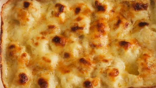 Κουνουπίδι με καβουρμά και κρέμα γιαουρτιού στο φούρνο 