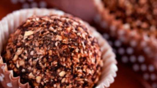 Σοκολατάκια αμυγδάλου (από το αρχείο ΓΙΩΤΗΣ)