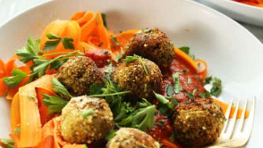 Κεφτεδάκια με φακή και μανιτάρια