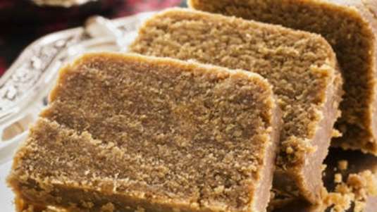 Χαλβάς με σιμιγδάλι και πορτοκάλι (από το αρχείο ΓΙΩΤΗΣ)