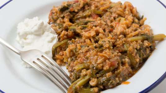 Τσιγαρίδια με σπανάκι, σέσκουλα και ρύζι