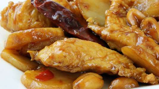 Κοτόπουλο με τζίντζερ και νεροκάστανα