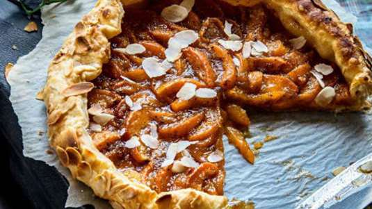 Πίτα με βερίκοκα