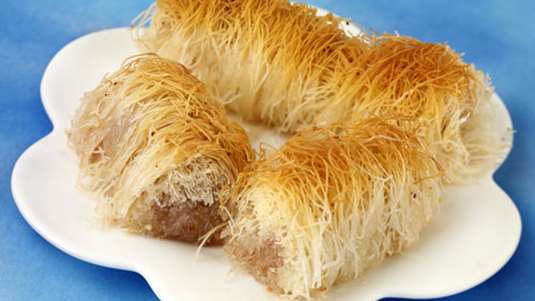 Κανταϊφάκια με παντσέτα και κάστανα