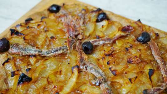 Πισαλαντιέρ (Pissaladiere*)