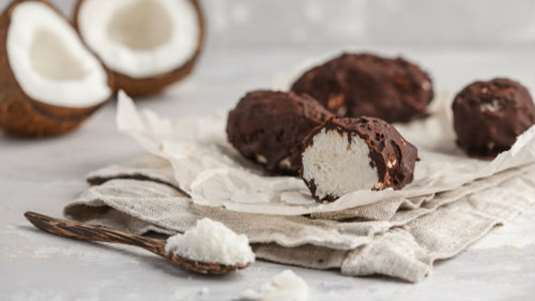 Σοκολατάκια με καρύδα