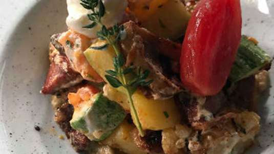 Σοφεγάδα στο τηγάνι με σύγκλινο και πρόβειο γιαούρτι