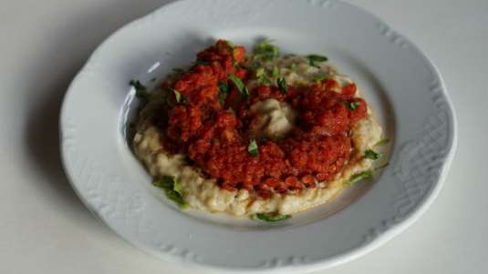 Χταπόδι χουνκιάρ μπεγιεντί 