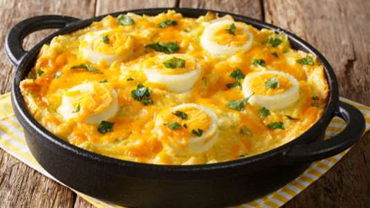 Πουρές με πατάτες και πράσα, με βραστά αβγά (anglesey eggs)