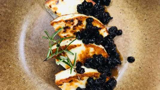 Ταλαγάνι ψητό με σταφίδες (του σεφ Γιάννη Στανίτσα)