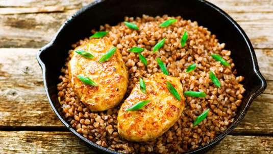 Μπιφτέκια κοτόπουλου με φαγόπυρο