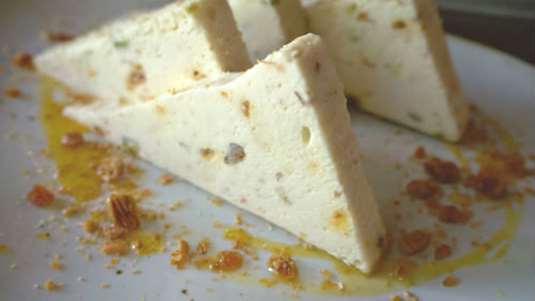 Semifreddo με αμύγδαλα