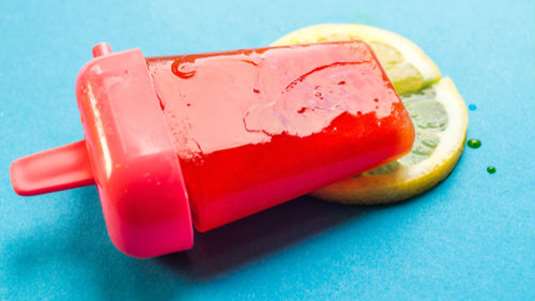 Σορμπέ καρπούζι σε κύβους