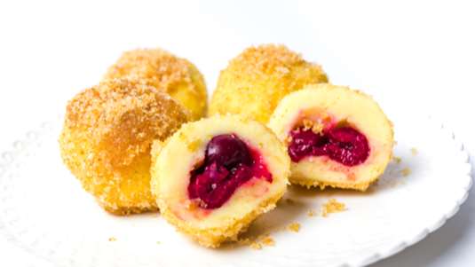 Ντάμπλινγκς με κεράσια 