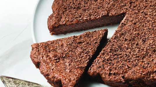 Κέικ με δαμάσκηνα του Χρήστου Βέργαδου