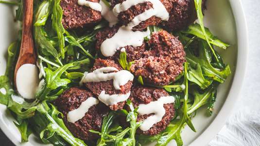 Χορτοκεφτέδες με Τυριά