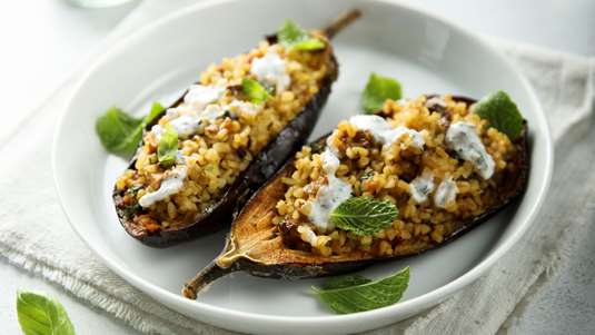 Μελιτζάνες με Κρέμα Γιαουρτιού