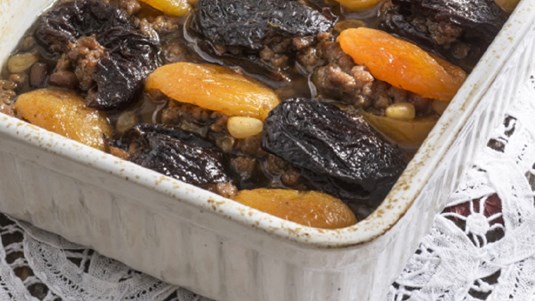 Βερίκοκα και Δαμάσκηνα Γεμιστά με Κιμά