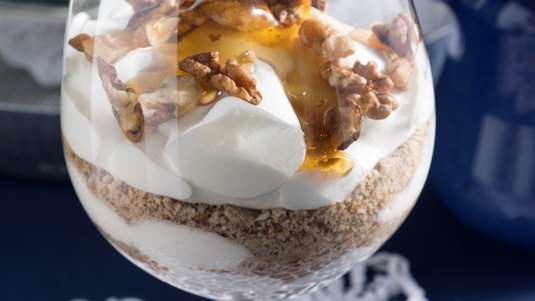 Cheesecake με Μέλι και Καρύδια