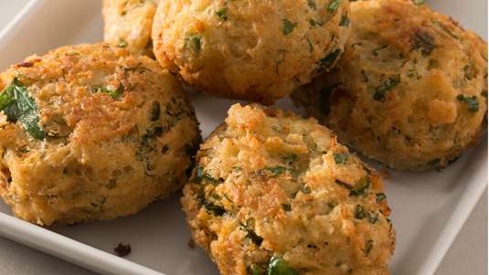 Κεφτεδάκια με Πλιγούρι, Ζαμπόν και Αρωματικά