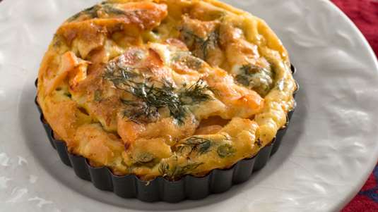 Τάρτα με Σολομό και Φρέσκο κρεμμυδάκι