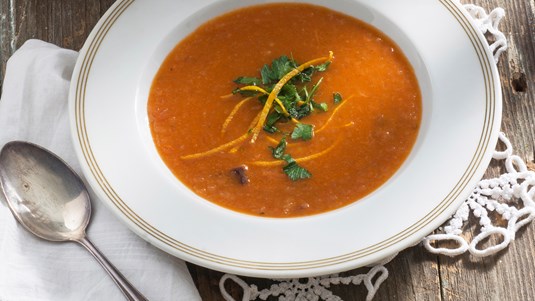 Κρεμμυδόσουπα με Κόκκινο Κρασί