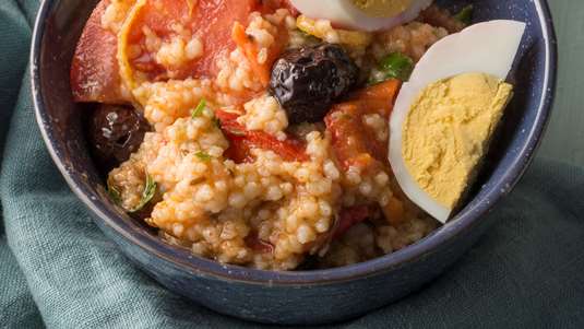 Κινόα με Λαχανικά και Αυγό