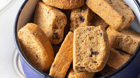 Παξιμαδάκια με Σταφίδες