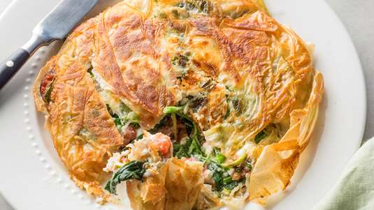 Πίτα στο Τηγάνι με Βλίτα και Φέτα