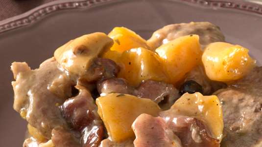 Χοιρινό με Ξερά Φρούτα