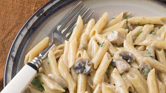 Πένες με Σάλτσα Μανιταριών