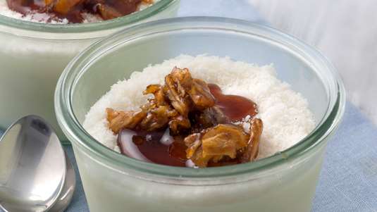 Πανακότα με Κρέμα Καρύδας και Σάλτσα Ανανά