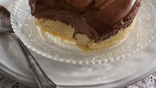 Σοκολατένια Τάρτα με Βανιλένια Γκοφρέτα