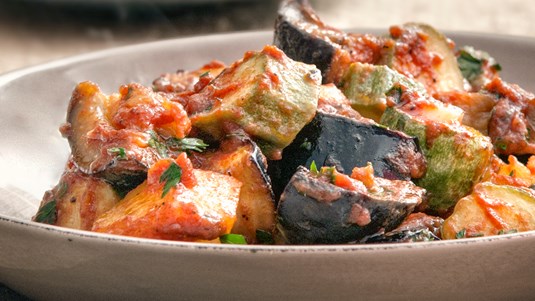 Λαχανικά Φούρνου με Ντομάτα και Φρέσκα Μυρωδικά