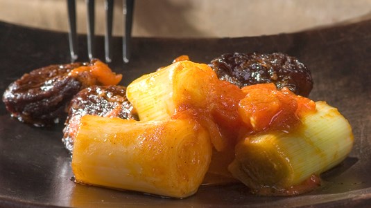 Πράσα με Δαμάσκηνα