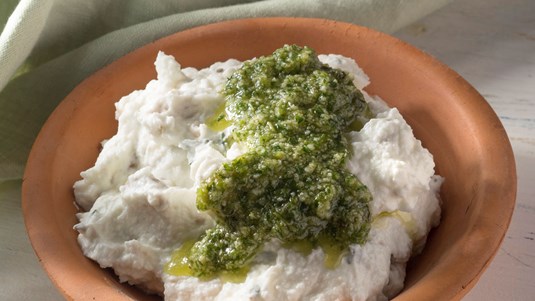 Τυροσαλάτα με Καρύδια