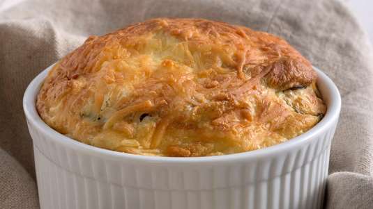 Σουφλέ με Τυριά και Μανιτάρια