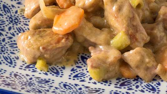 Χοιρινές Μπουκιές στο Τηγάνι με Σάλτσα Μπίρας